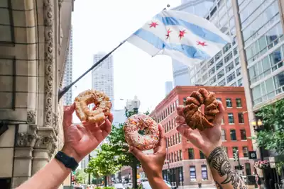 Chicago's Delicious Donut Adventure thumbnail