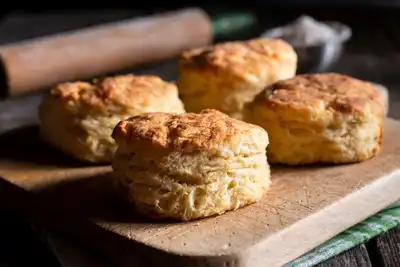 Make Homestyle Biscuits thumbnail