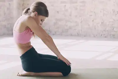Morning Movement: 10-Minute Wake-Up Routine thumbnail
