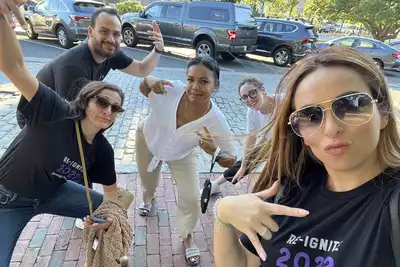 Metropolitan Maze: An Urban Scavenger Exploration with Live Host | Miami thumbnail